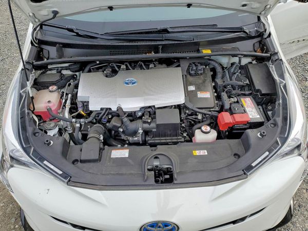 2017 TOYOTA PRIUS