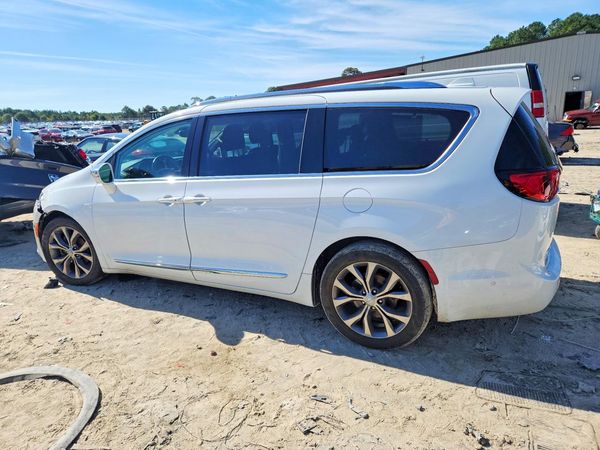 2018 CHRYSLER PACIFICA