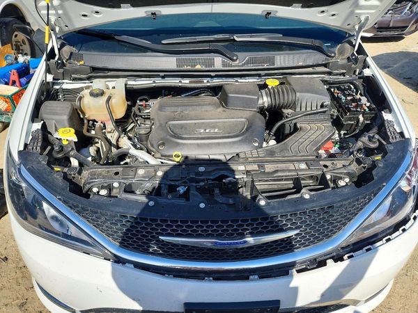 2018 CHRYSLER PACIFICA