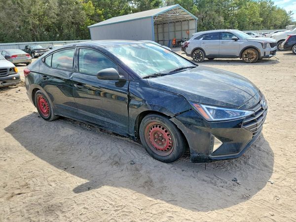 2019 HYUNDAI ELANTRA SE — Passenger 3/4
