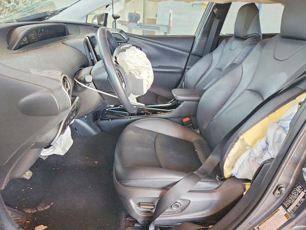 2018 TOYOTA PRIUS