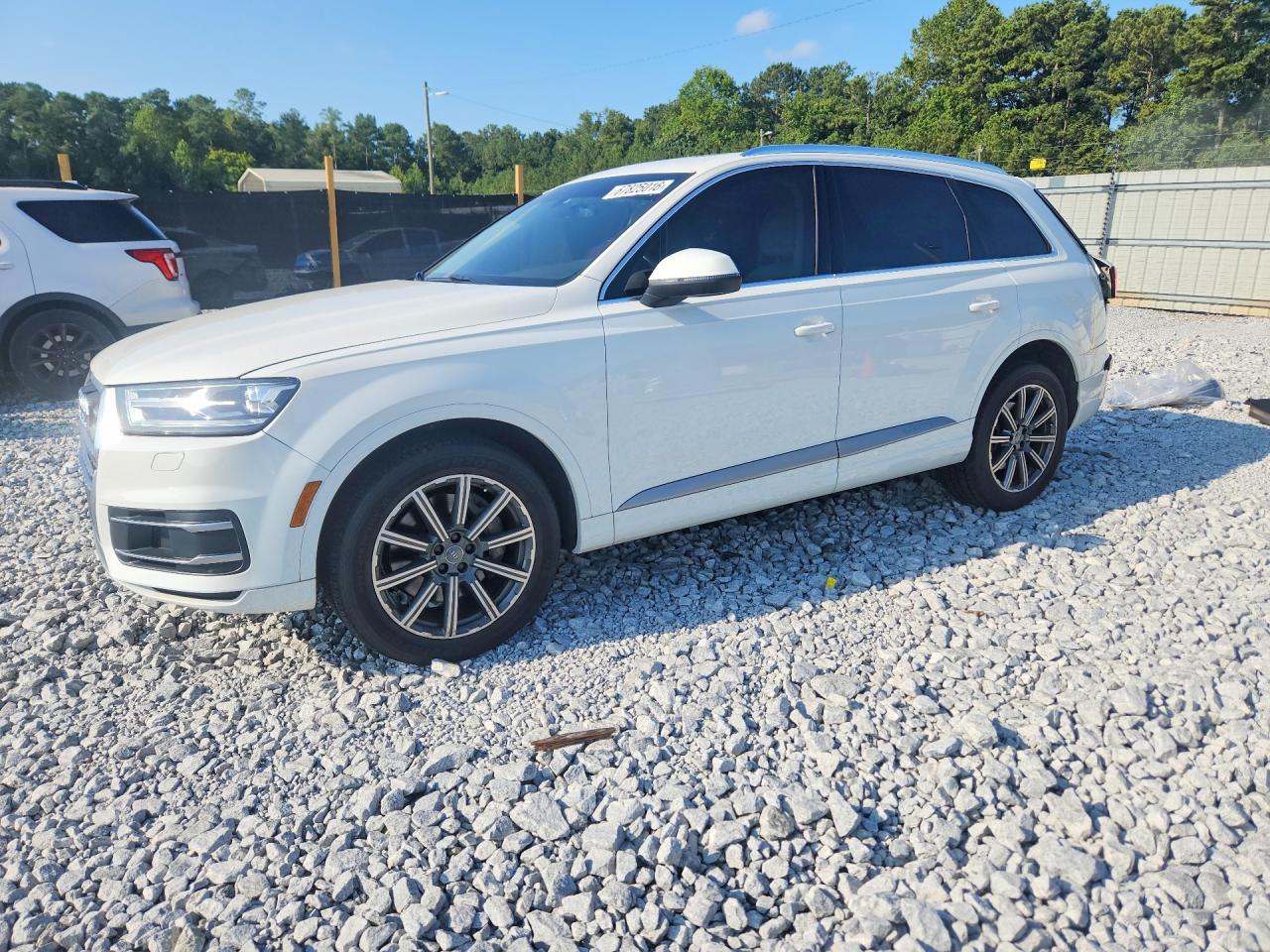 2017 AUDI Q7