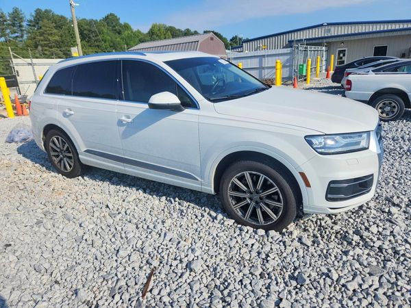 2017 AUDI Q7