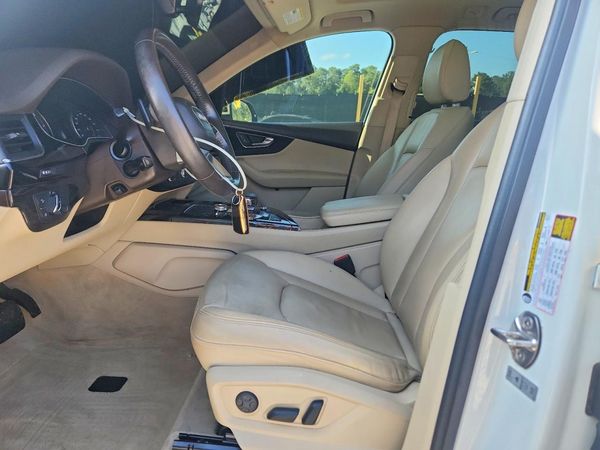2017 AUDI Q7