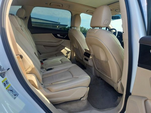 2017 AUDI Q7