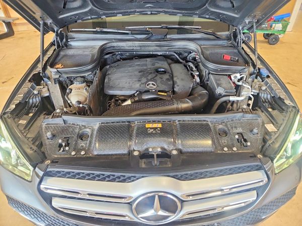 2020 MERCEDES-BENZ GLE GLE350-4M — Engine bay