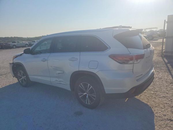2016 TOYOTA HIGHLANDER