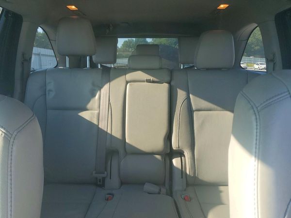 2016 TOYOTA HIGHLANDER
