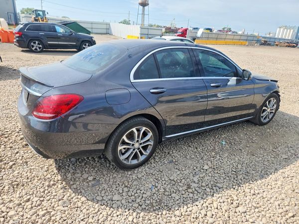 2016 MERCEDES-BENZ C