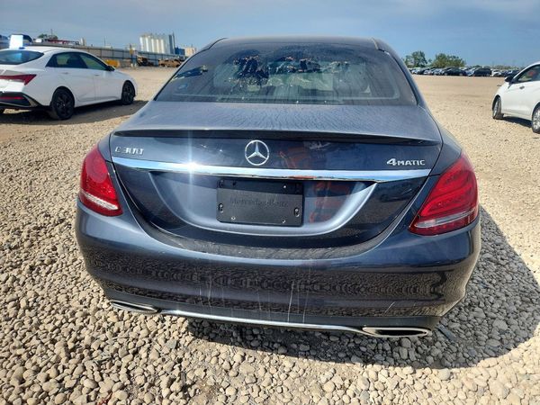 2016 MERCEDES-BENZ C