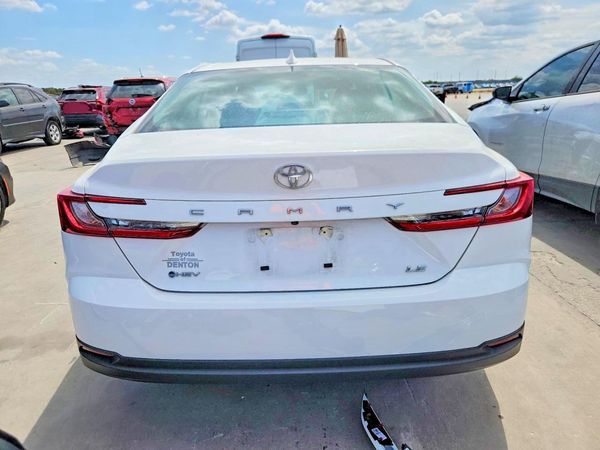 2026 TOYOTA CAMRY