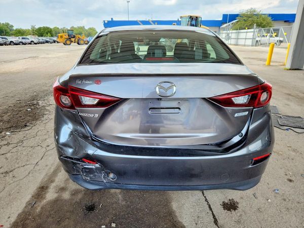 2018 MAZDA 3