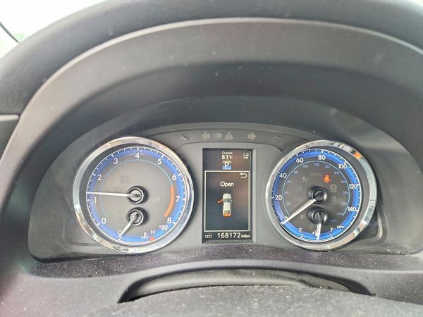 2017 TOYOTA COROLLA