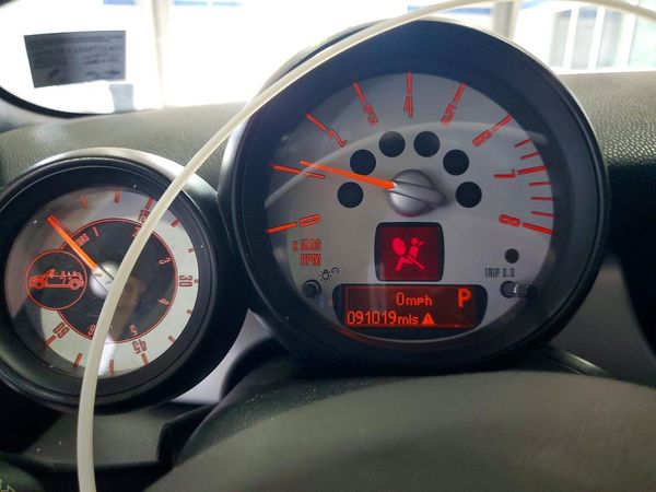 2013 MINI COOPER