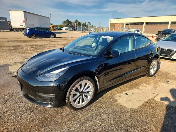 2022 TESLA MODEL 3