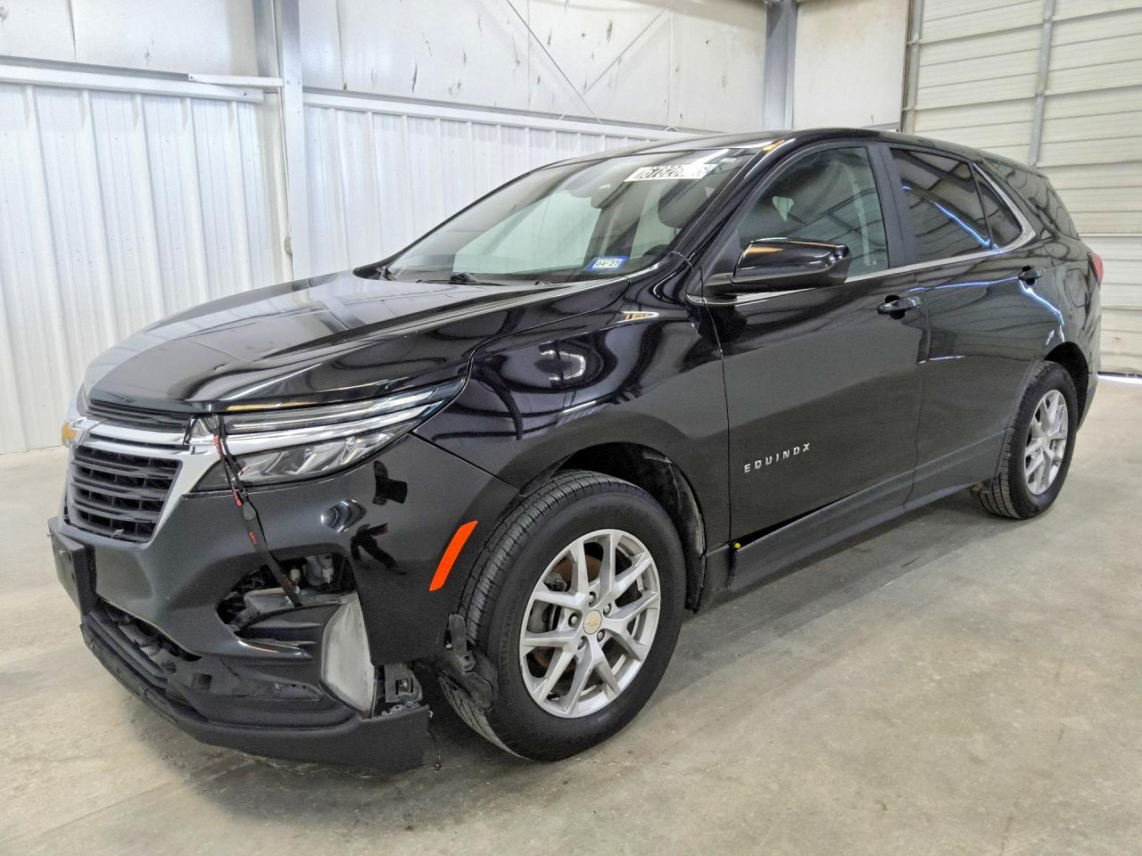 2023 CHEVROLET EQUINOX LT (1LT) — Front 3/4
