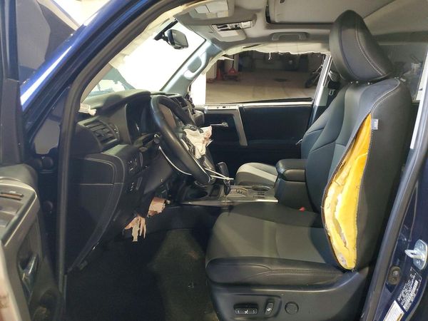 2019 TOYOTA 4RUNNER — DENT