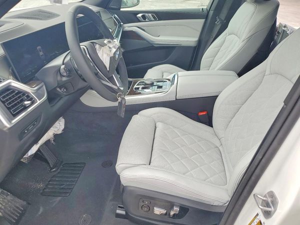 2026 BMW X5 xDrive40 — DENT