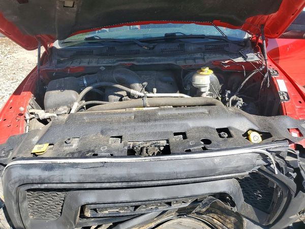 2016 RAM 1500 Rebel — Engine bay