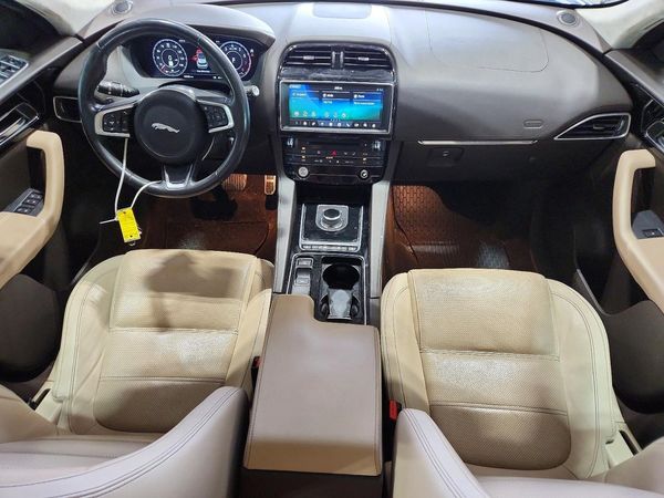 2019 JAGUAR F-PACE Prestige — CKPT