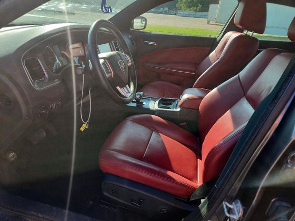 2013 DODGE CHARGER — DENT