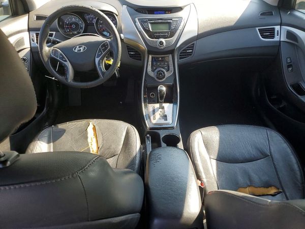 2013 HYUNDAI ELANTRA
