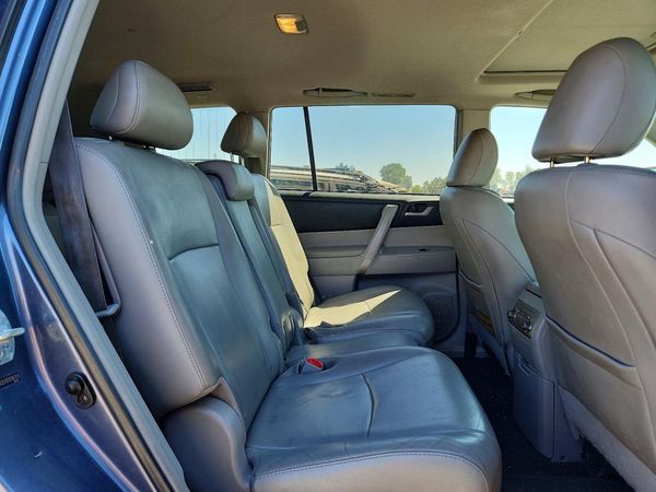 2013 TOYOTA HIGHLANDER Base/Hybrid