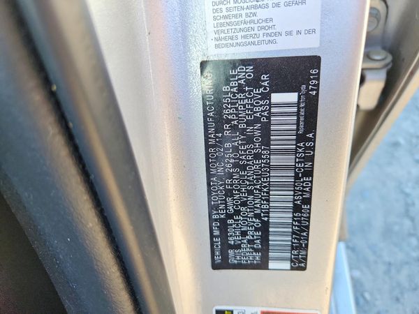 2014 TOYOTA CAMRY