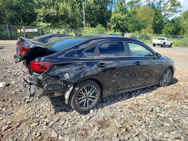 2022 KIA FORTE