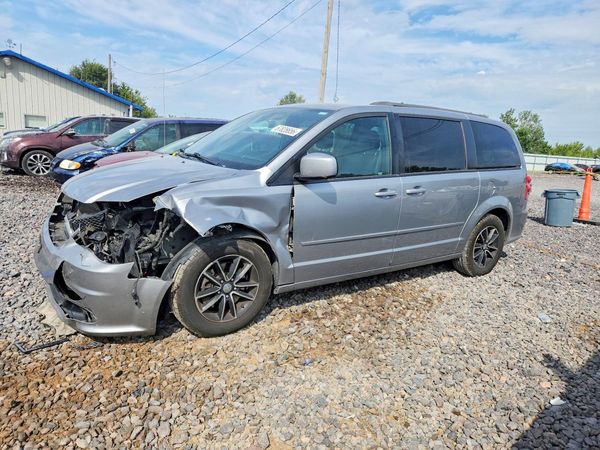 2016 DODGE GRAND CARAVAN R/T