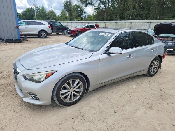 2015 INFINITI Q50
