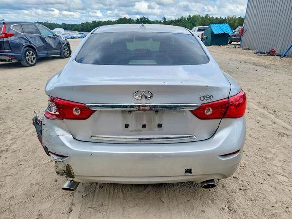 2015 INFINITI Q50