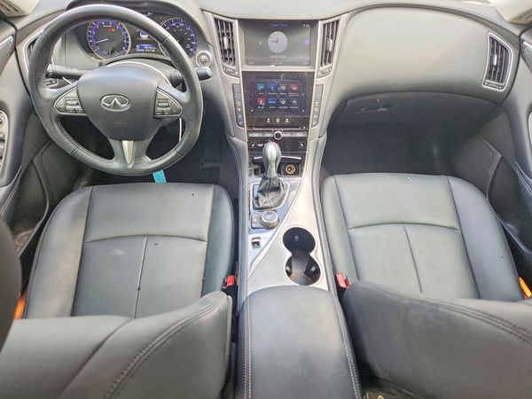 2015 INFINITI Q50