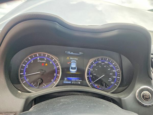 2015 INFINITI Q50