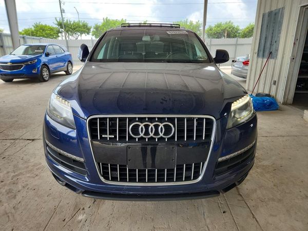 2013 AUDI Q7 Premium Plus