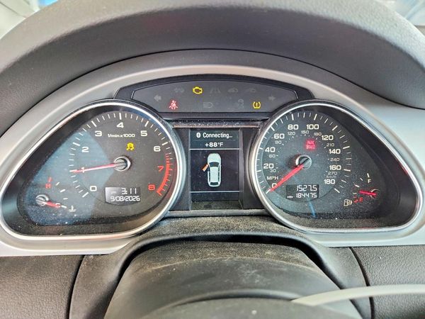 2013 AUDI Q7 Premium Plus