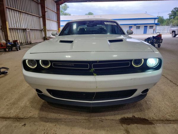2015 DODGE CHALLENGER SXT