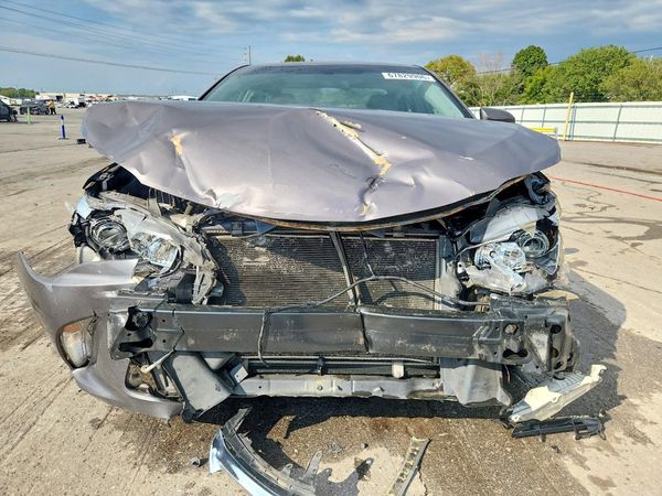 2017 TOYOTA CAMRY