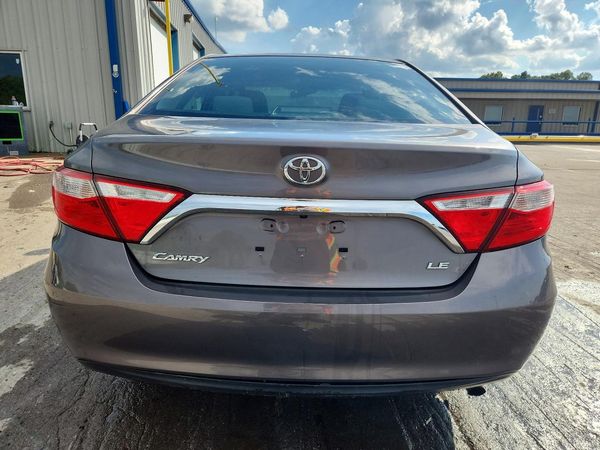 2017 TOYOTA CAMRY
