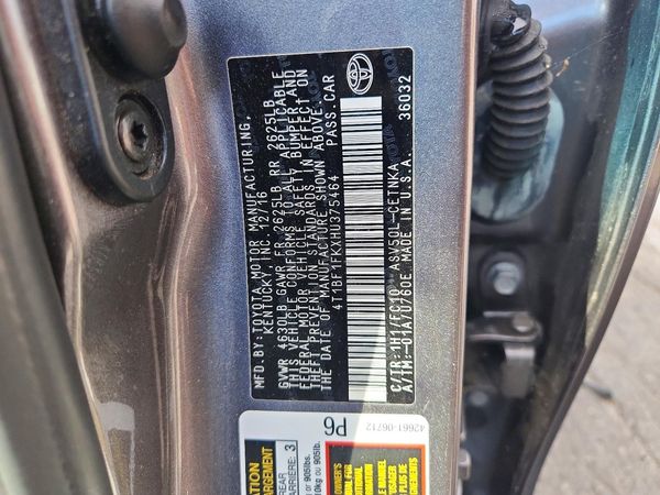2017 TOYOTA CAMRY