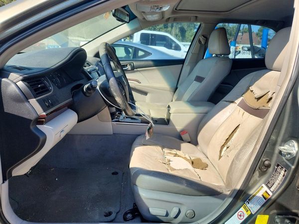 2012 TOYOTA CAMRY — DENT