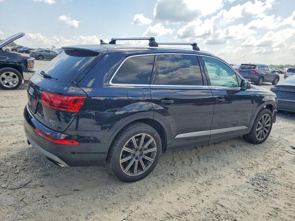 2017 AUDI Q7 quattro Premium Plus