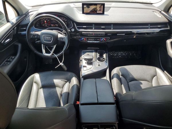 2017 AUDI Q7 quattro Premium Plus