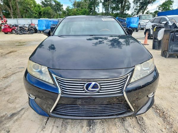 2013 LEXUS ES