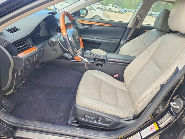2013 LEXUS ES