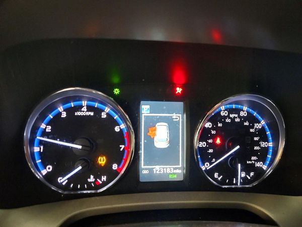 2016 TOYOTA RAV4 Limited (G Grade)