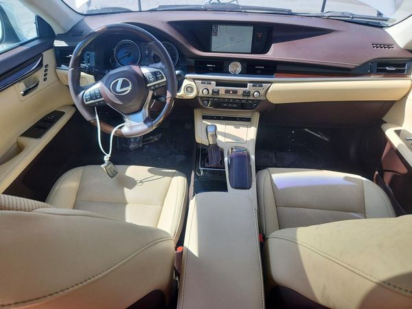 2018 LEXUS ES350 — CKPT