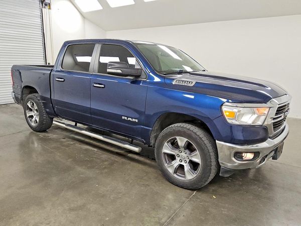 2019 RAM 1500 Big Horn/Lonestar — Passenger 3/4