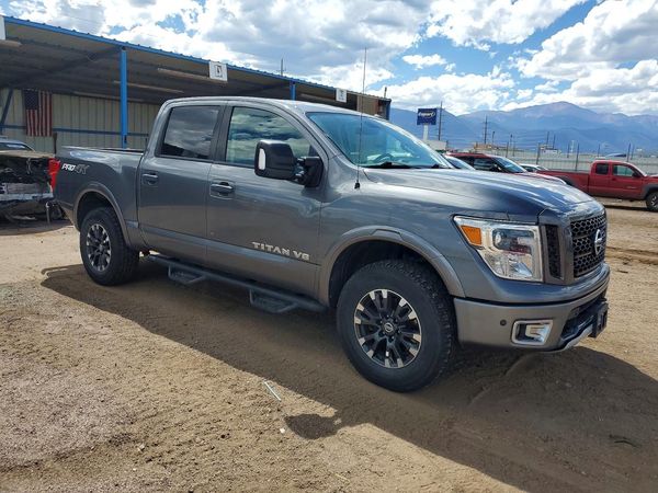 2019 NISSAN TITAN