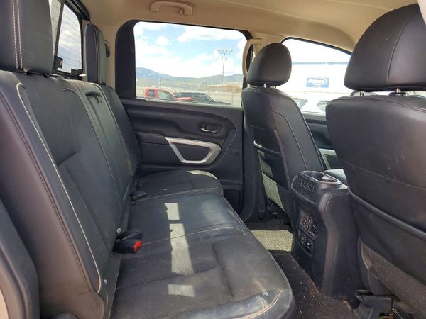 2019 NISSAN TITAN
